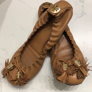Tory Burch Reese brown  tassel ballet flats